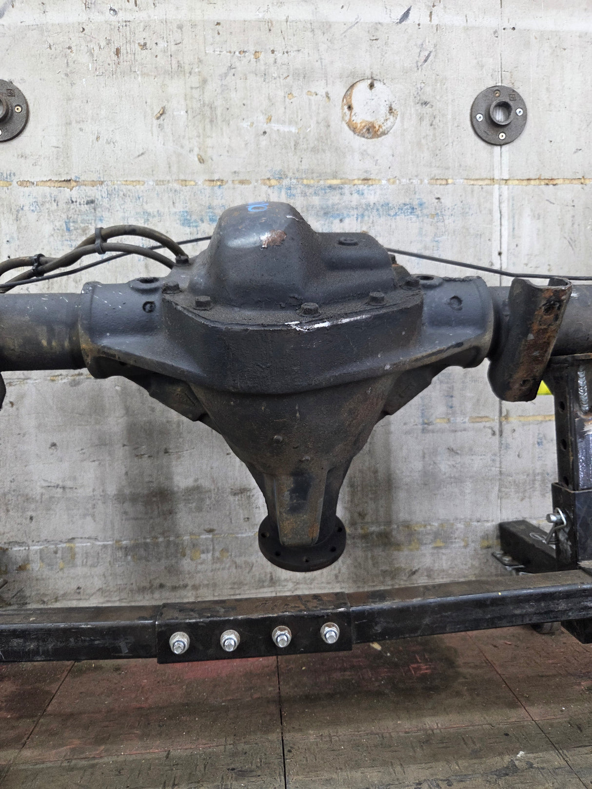 2010-2022 Ford Econoline E350 Dually Rear Axle