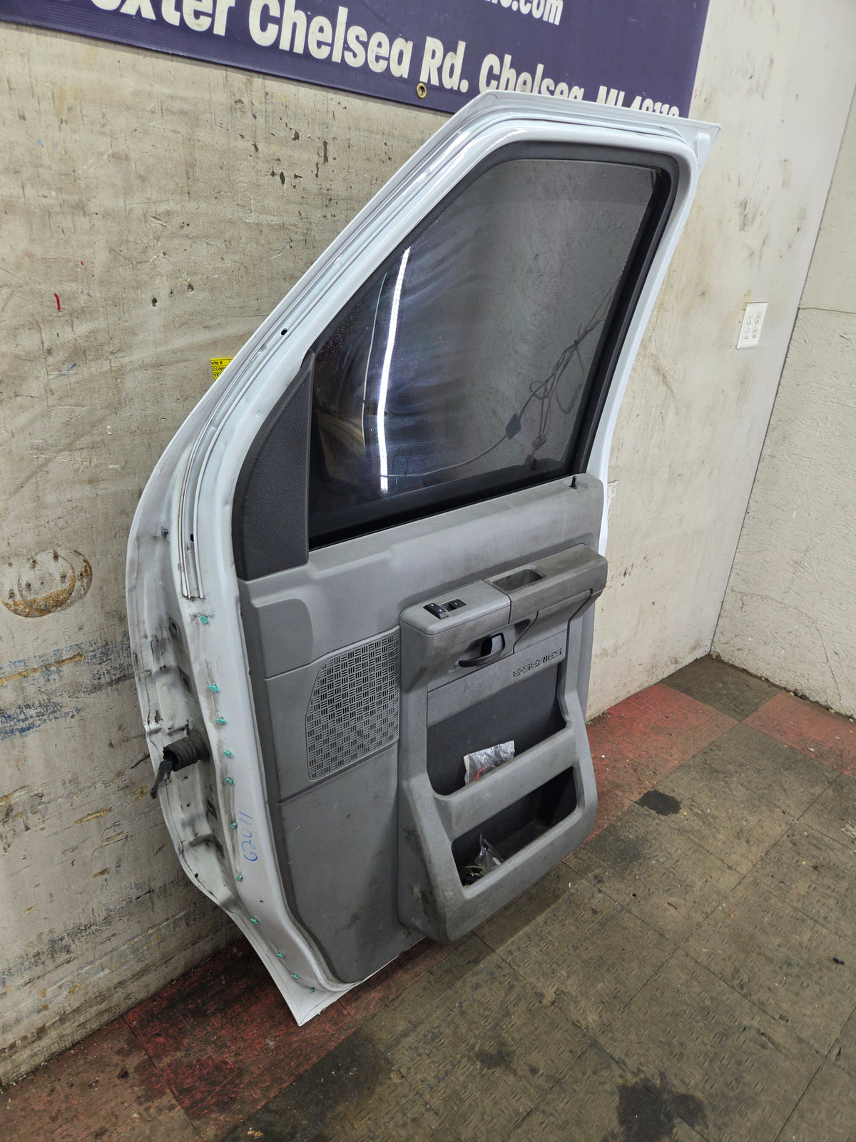1991-2021 Ford E Series Passenger Side Front Door RH E150 E250 E350
