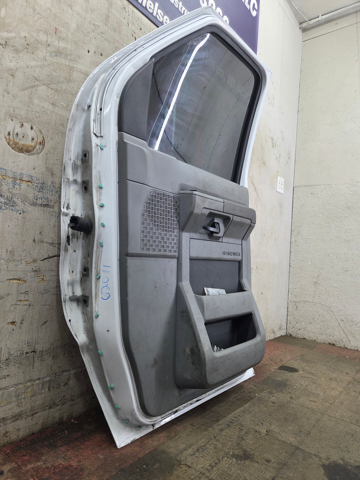 1991-2021 Ford E Series Passenger Side Front Door RH E150 E250 E350