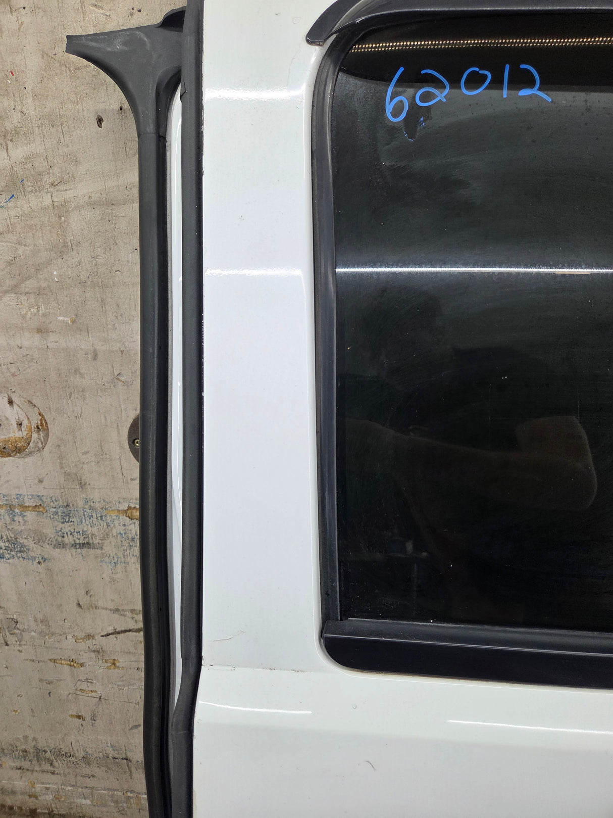2007-2013 Chevrolet Silverado / GMC Sierra 1500 2500 3500 HD Driver Side Extended Cab LH Rear Door