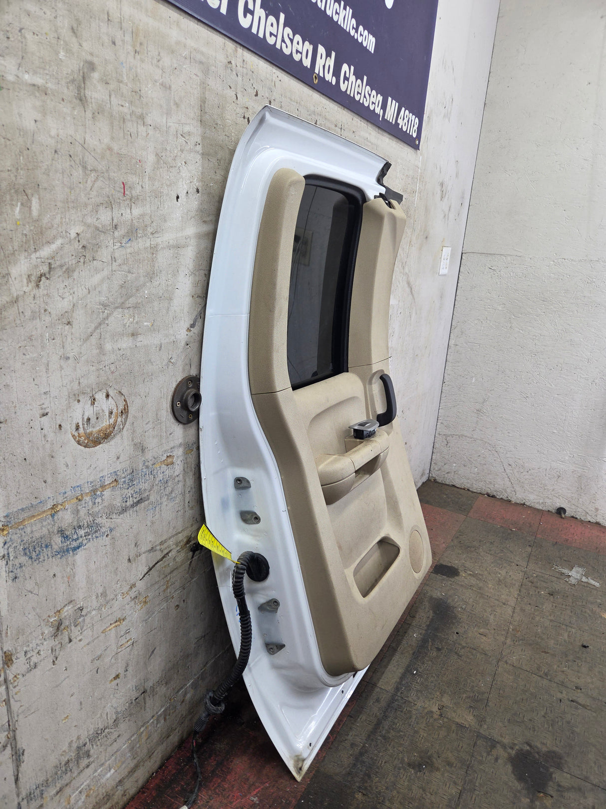 2007-2013 Chevrolet Silverado / GMC Sierra 1500 2500 3500 HD Driver Side Extended Cab LH Rear Door