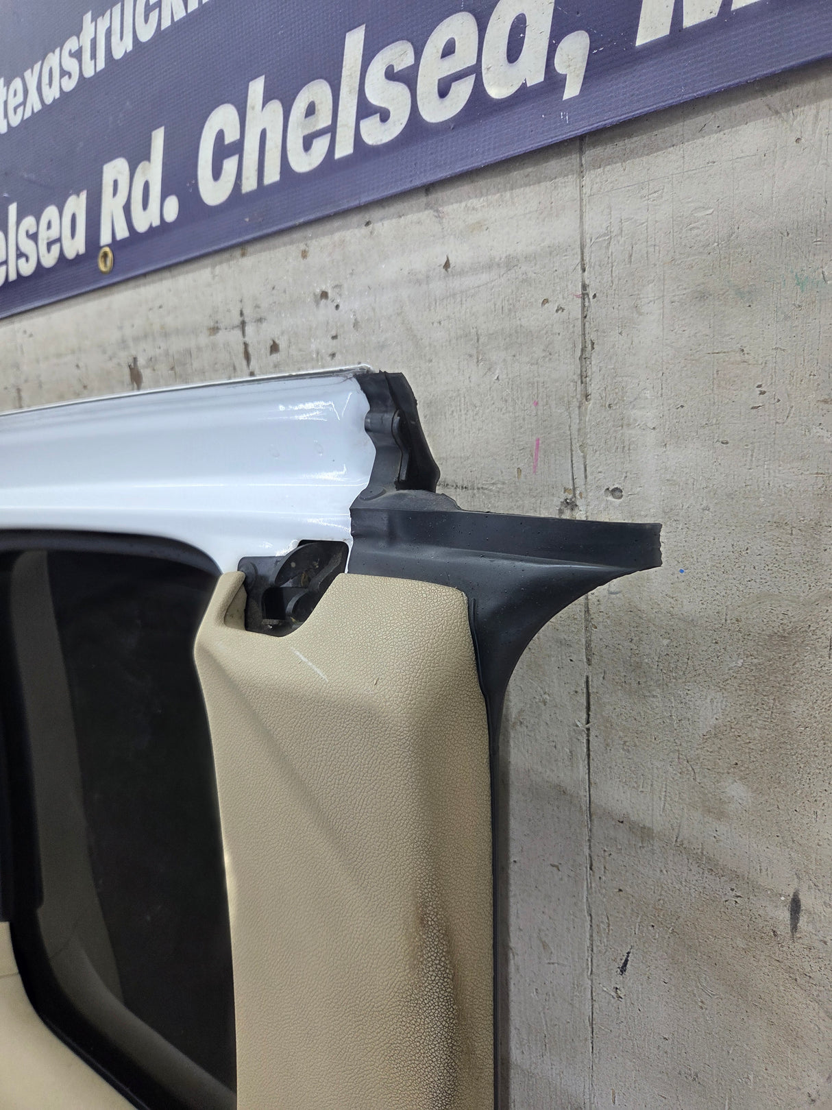 2007-2013 Chevrolet Silverado / GMC Sierra 1500 2500 3500 HD Driver Side Extended Cab LH Rear Door