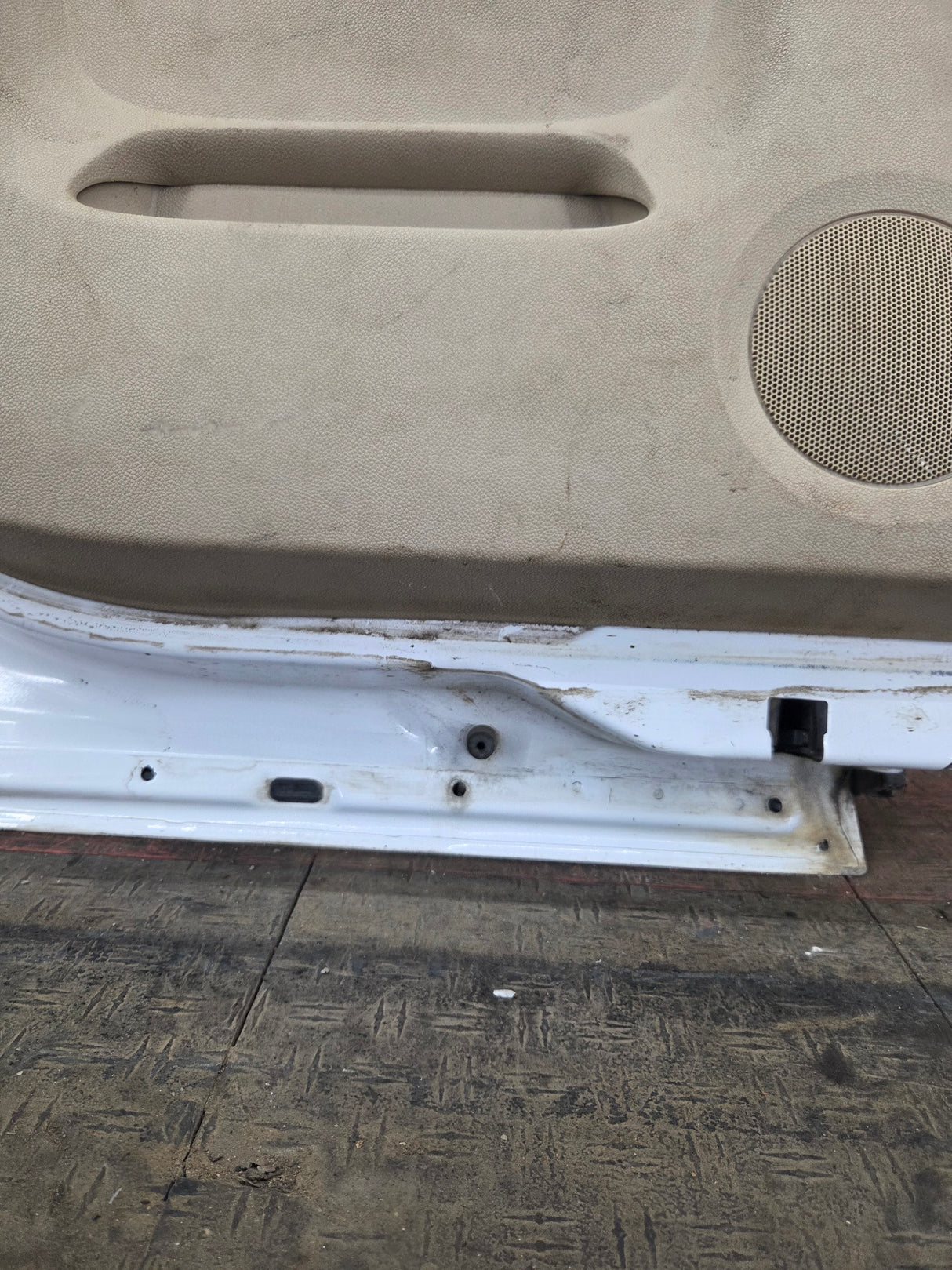 2007-2013 Chevrolet Silverado / GMC Sierra 1500 2500 3500 HD Driver Side Extended Cab LH Rear Door