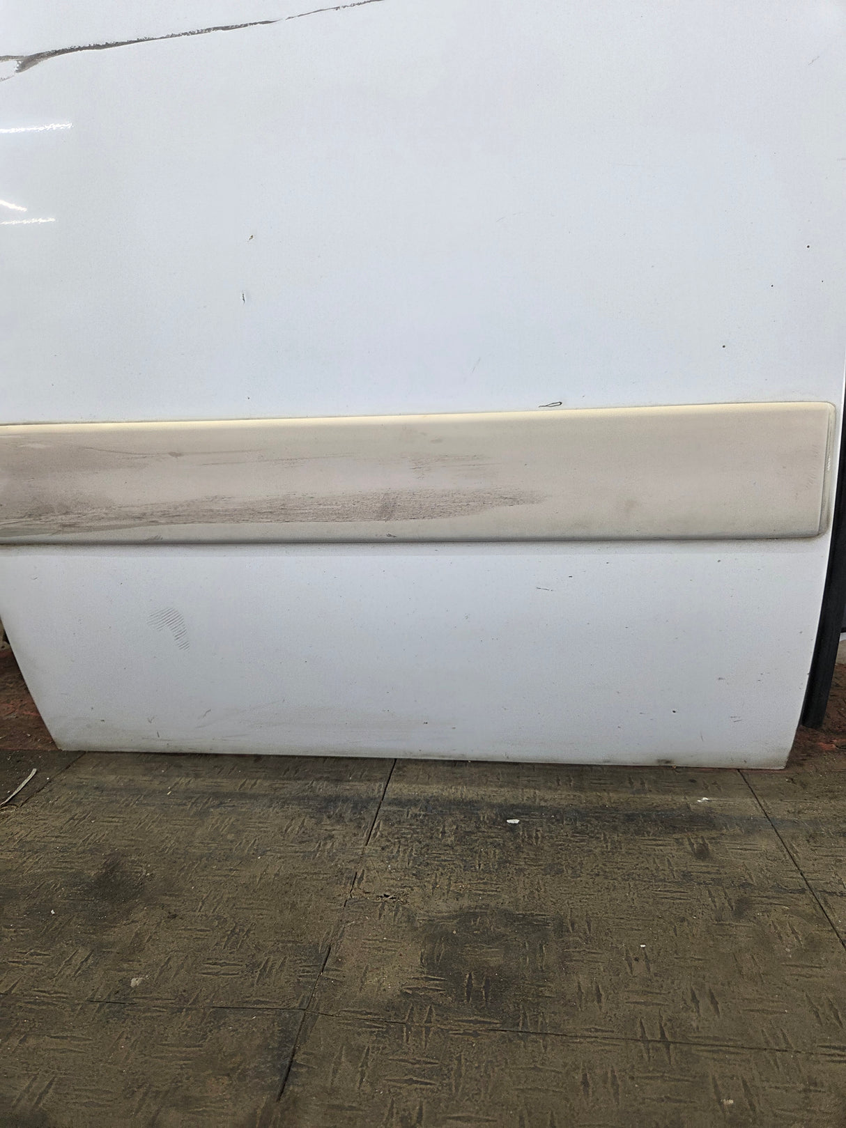 2007-2013 Chevrolet Silverado / GMC Sierra 1500 2500 3500 HD Passenger side Extended Cab RH Rear Door