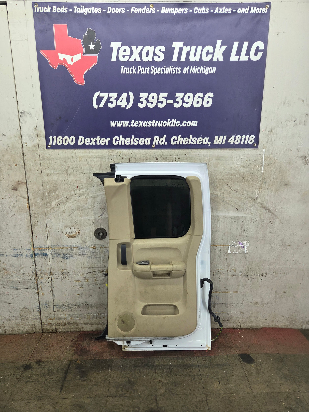 2007-2013 Chevrolet Silverado / GMC Sierra 1500 2500 3500 HD Passenger side Extended Cab RH Rear Door