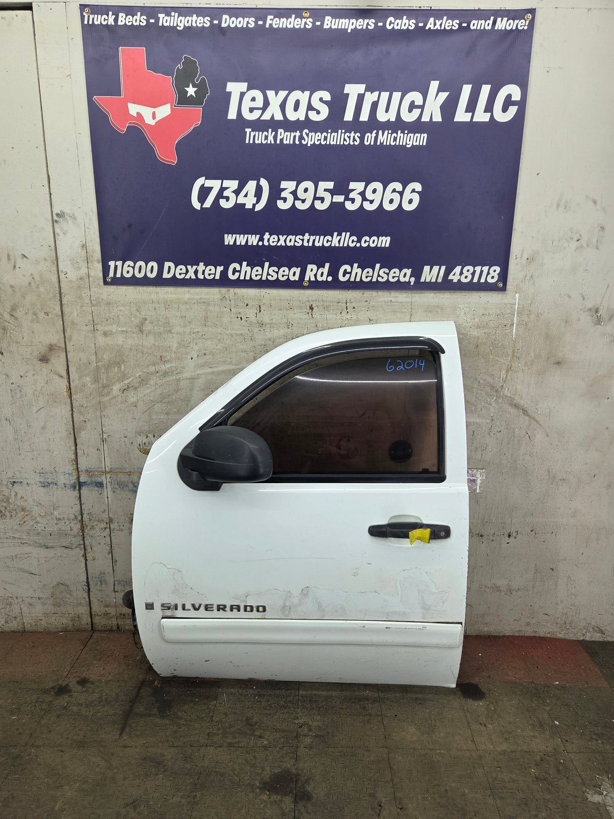 2007-2013 Chevrolet Silverado / GMC Sierra 1500 2500 3500 HD LH Front Driver Side Door