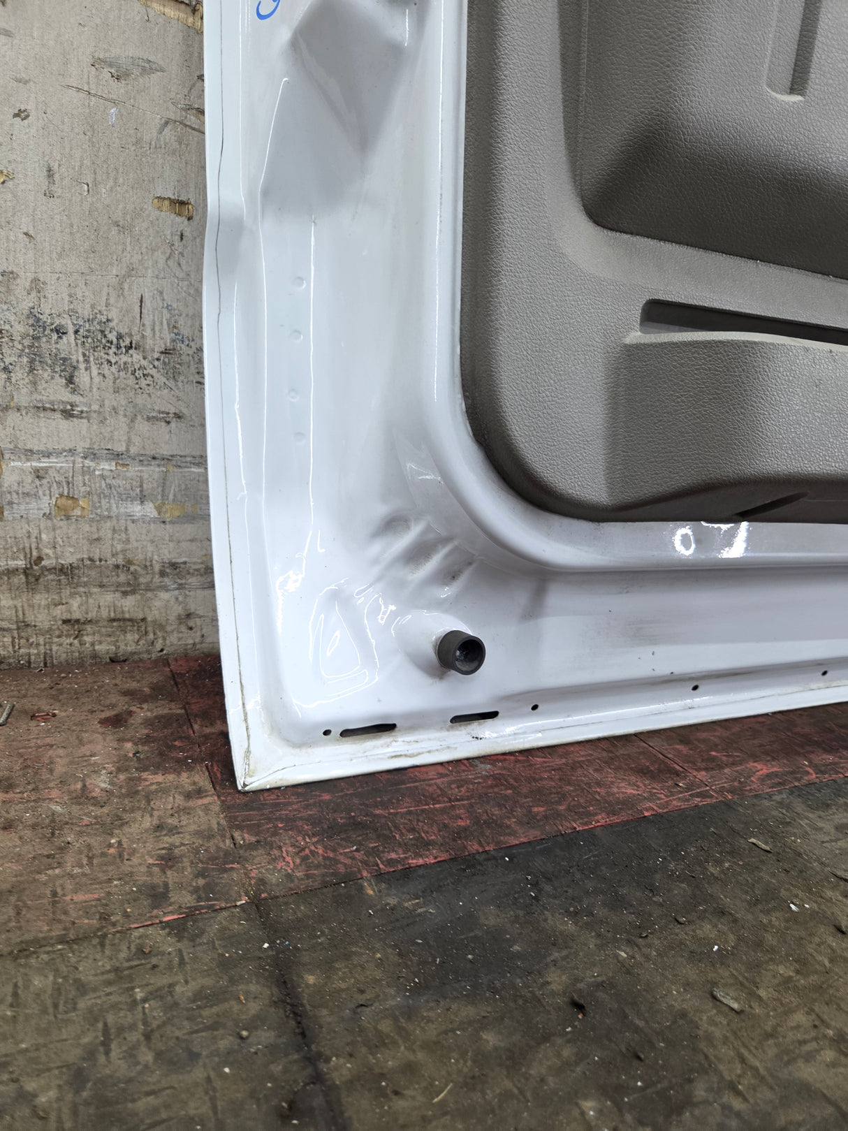 2008-2011 Ford Super Duty / Excursion Front Drivers LH Door F250 F350 F450 F550