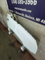 2003-2007 Chevrolet Silverado / Tahoe / Suburban 1500 2500 3500 HD RH Passenger Side "Cateye" Front Fender - Summit White