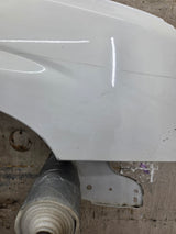 2003-2007 Chevrolet Silverado / Tahoe / Suburban 1500 2500 3500 HD RH Passenger Side "Cateye" Front Fender - Summit White