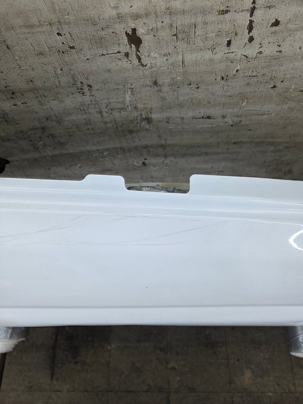 2003-2007 Chevrolet Silverado / Tahoe / Suburban 1500 2500 3500 HD RH Passenger Side "Cateye" Front Fender - Summit White