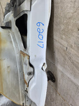 2003-2007 Chevrolet Silverado / Tahoe / Suburban 1500 2500 3500 HD RH Passenger Side "Cateye" Front Fender - Summit White