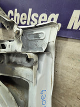 2003-2007 Chevrolet Silverado / Tahoe / Suburban 1500 2500 3500 HD RH Passenger Side "Cateye" Front Fender - Summit White