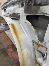 2003-2007 Chevrolet Silverado / Tahoe / Suburban 1500 2500 3500 HD RH Passenger Side "Cateye" Front Fender - Summit White