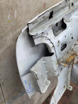 2003-2007 Chevrolet Silverado / Tahoe / Suburban 1500 2500 3500 HD RH Passenger Side "Cateye" Front Fender - Summit White