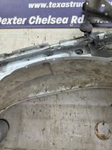 2003-2007 Chevrolet Silverado / Tahoe / Suburban 1500 2500 3500 HD RH Passenger Side "Cateye" Front Fender - Summit White