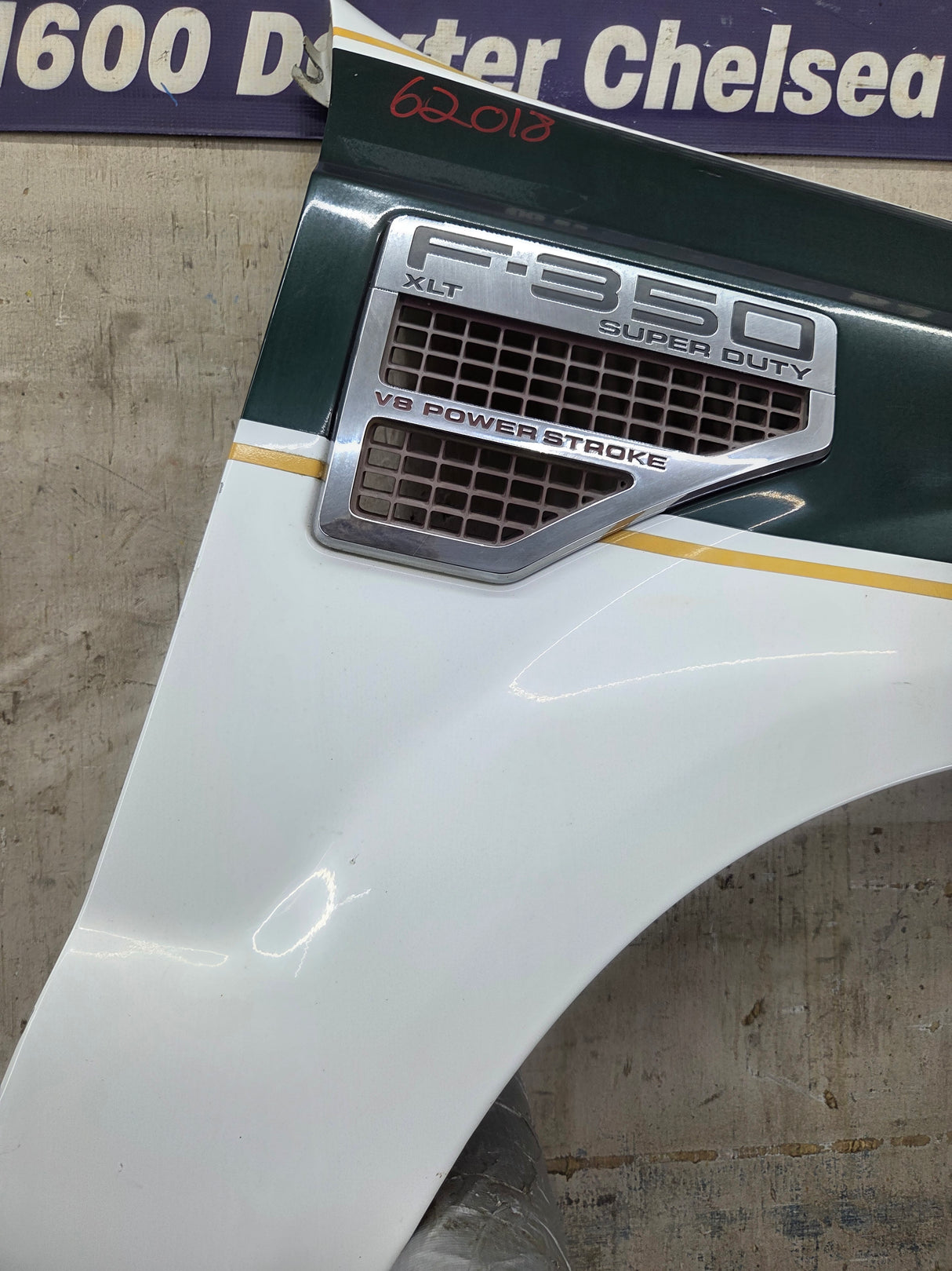 2008-2010 Ford Super Duty F250 F350 RH Passenger Side Fender - Oxford White