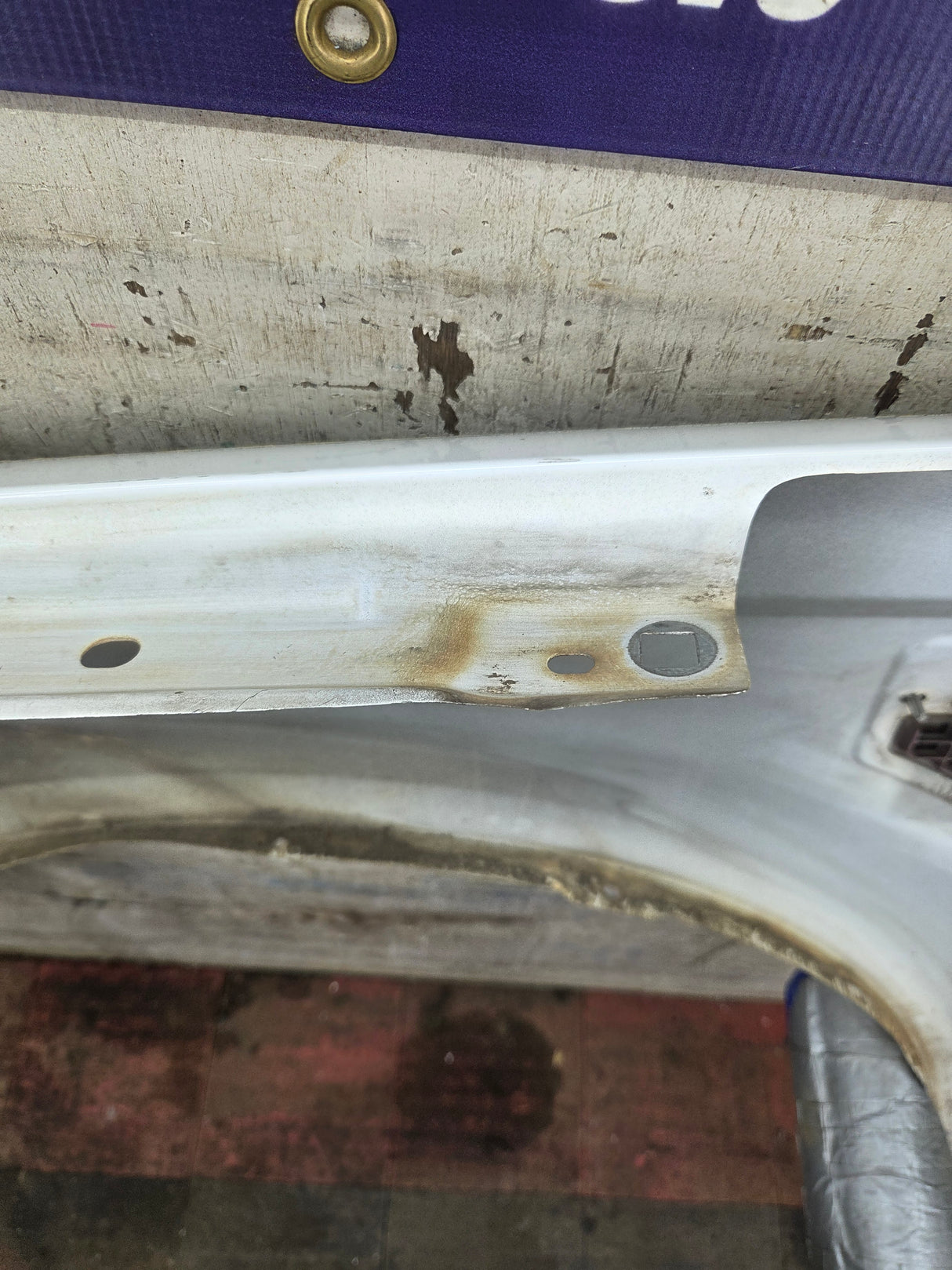 2008-2010 Ford Super Duty F250 F350 RH Passenger Side Fender - Oxford White