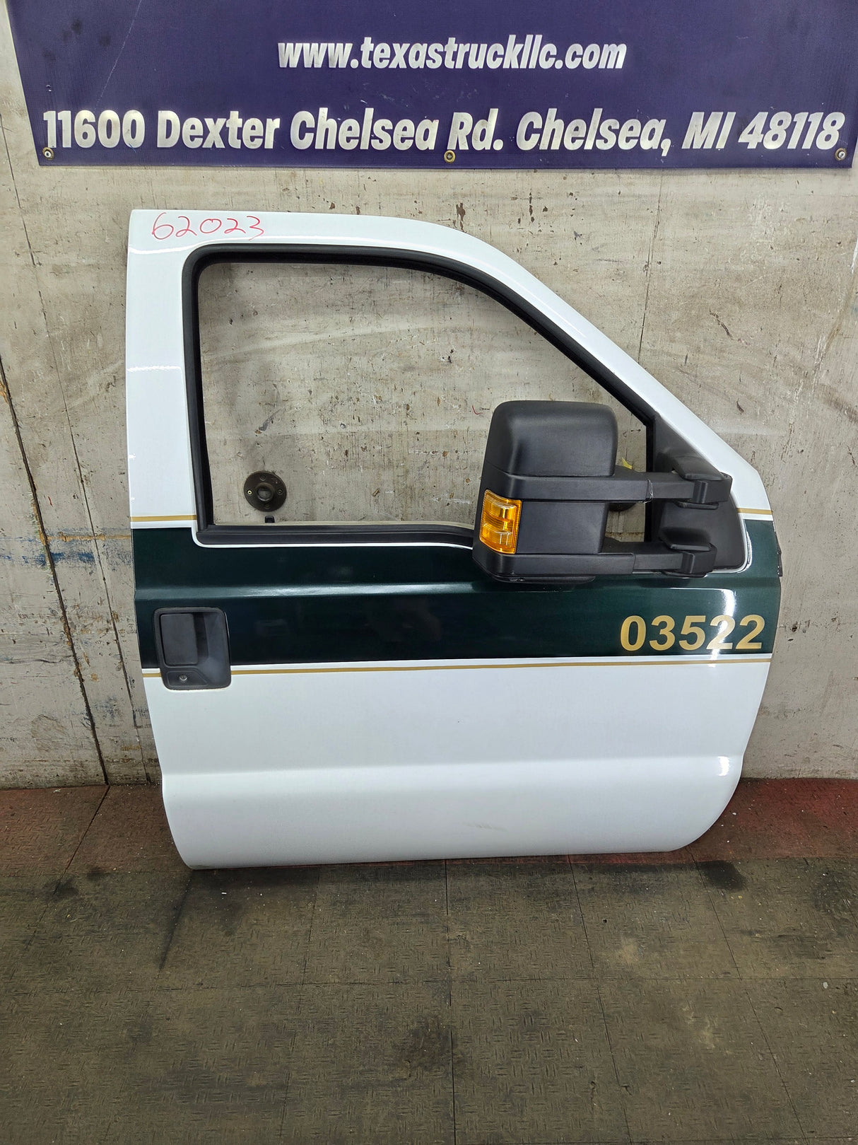 2008-2011 Ford Super Duty / Excursion Front Passenger RH Door F250 F350 F450 F550