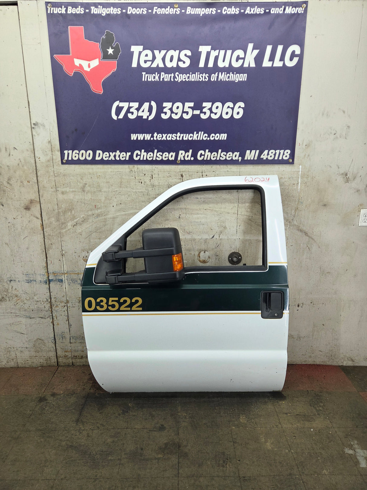 2008-2011 Ford Super Duty / Excursion Front Drivers LH Door F250 F350 F450 F550