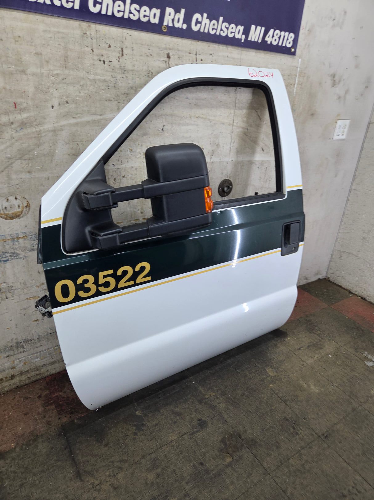 2008-2011 Ford Super Duty / Excursion Front Drivers LH Door F250 F350 F450 F550