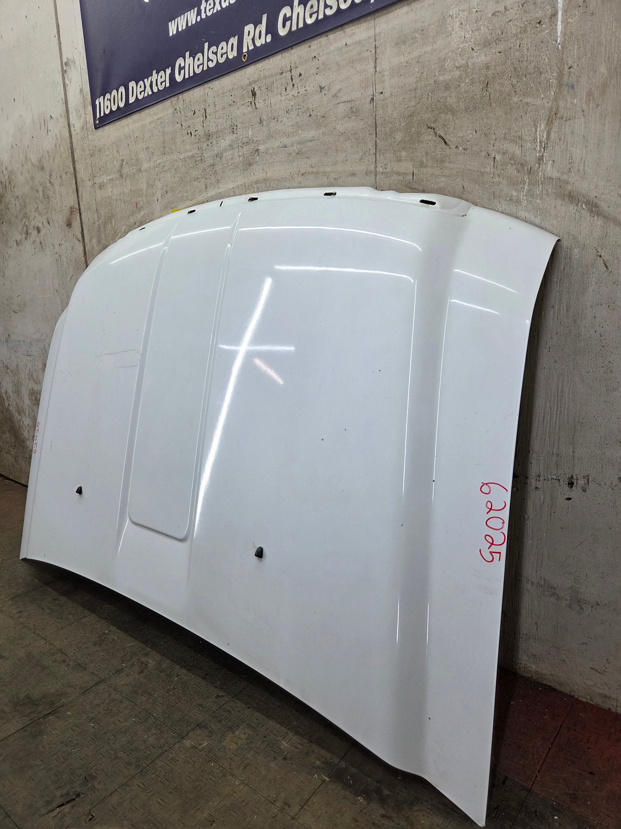 2008-2010 Ford Super Duty F250 F350 F450 F550 Hood- Oxford White