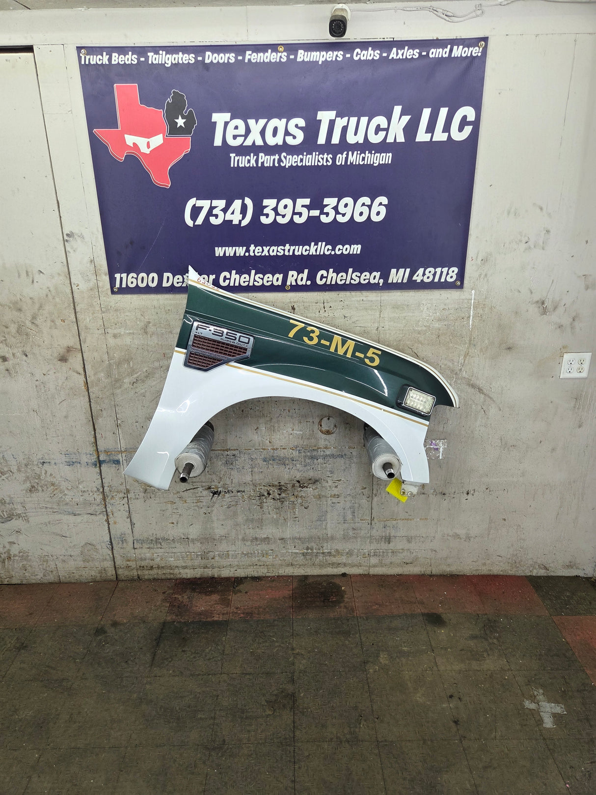2008-2010 Ford Super Duty F250 F350 RH Passenger Side Fender - Oxford White