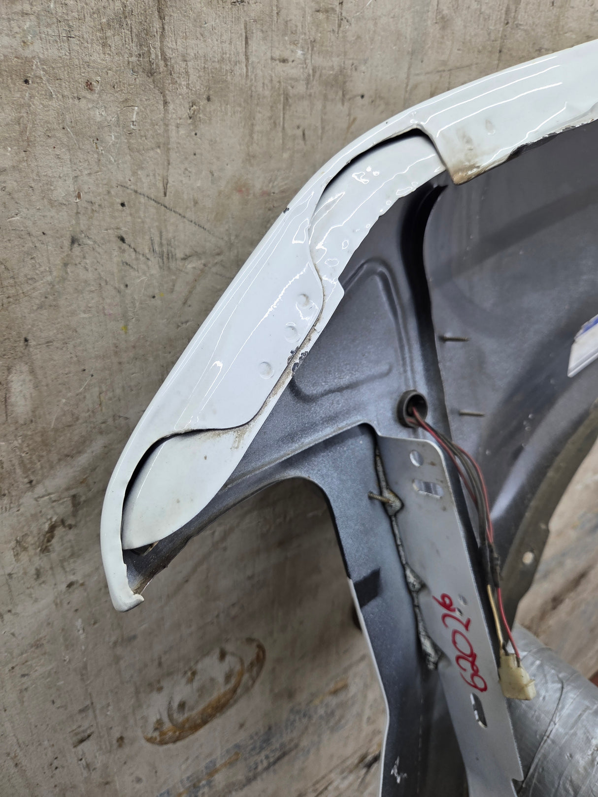 2008-2010 Ford Super Duty F250 F350 RH Passenger Side Fender - Oxford White
