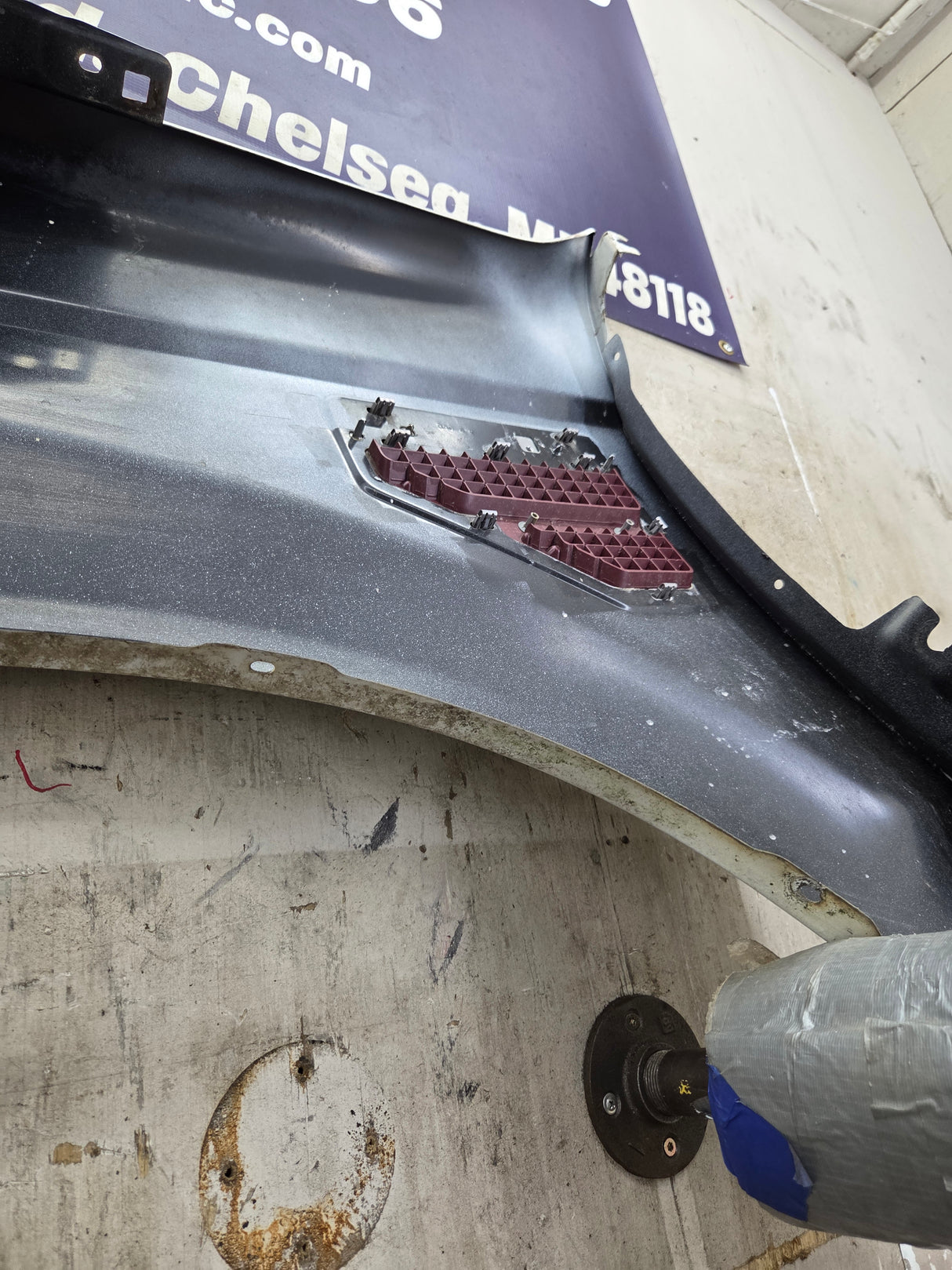 2008-2010 Ford Super Duty F250 F350 RH Passenger Side Fender - Oxford White