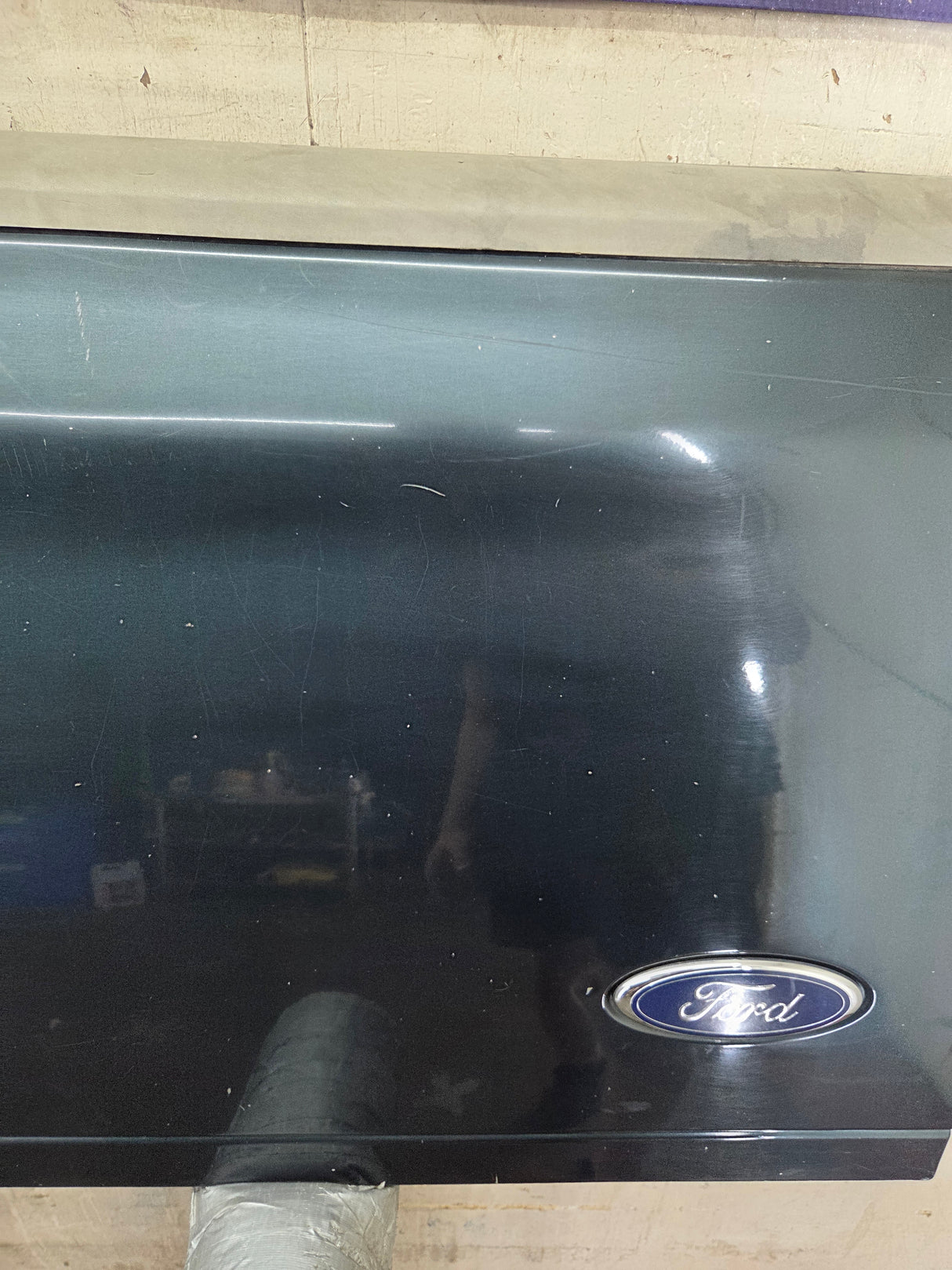 1997-2003 F150 / 1999-2007 Ford F250 F350 F450 F550 Super Duty Tailgate