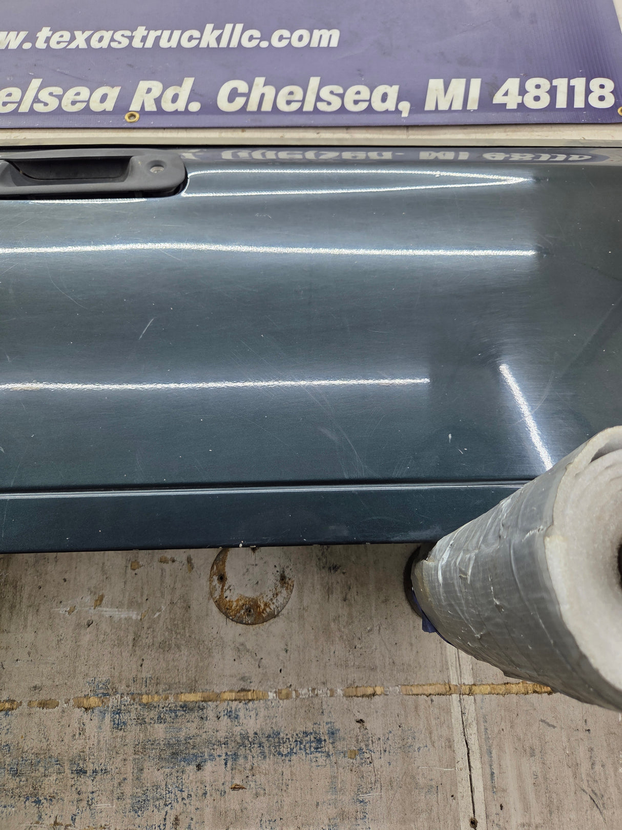 1997-2003 F150 / 1999-2007 Ford F250 F350 F450 F550 Super Duty Tailgate