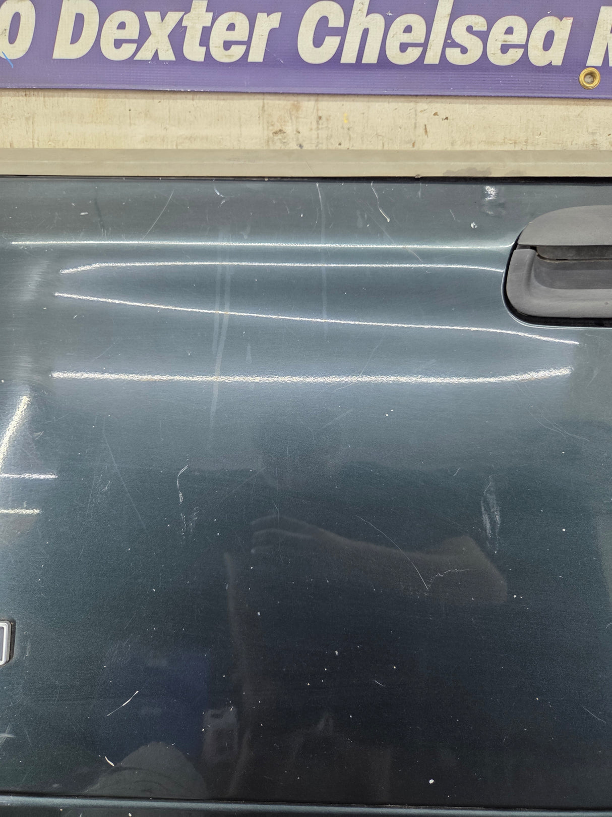 1997-2003 F150 / 1999-2007 Ford F250 F350 F450 F550 Super Duty Tailgate
