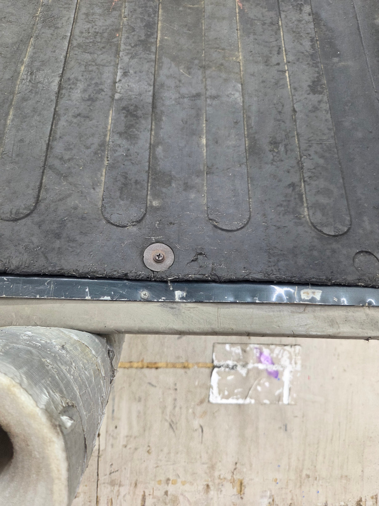 1997-2003 F150 / 1999-2007 Ford F250 F350 F450 F550 Super Duty Tailgate