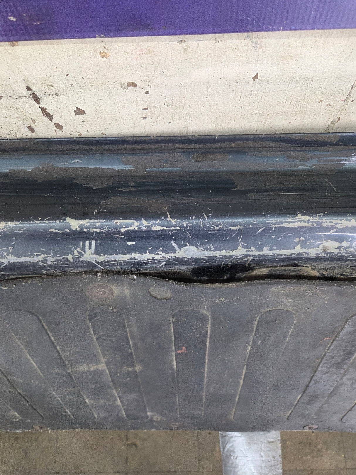 1997-2003 F150 / 1999-2007 Ford F250 F350 F450 F550 Super Duty Tailgate