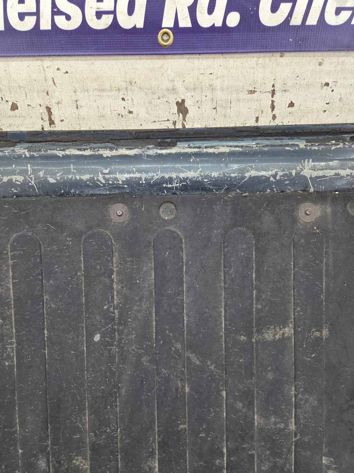 1997-2003 F150 / 1999-2007 Ford F250 F350 F450 F550 Super Duty Tailgate