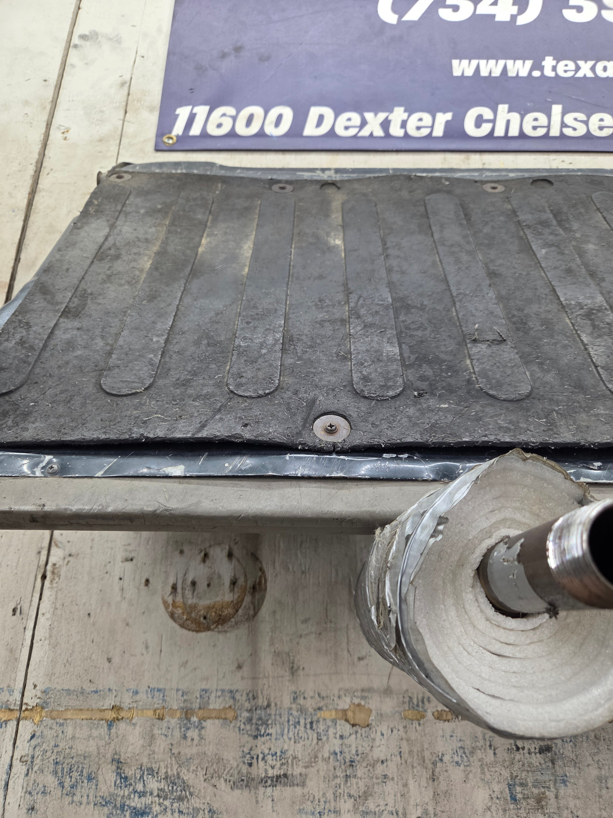 1997-2003 F150 / 1999-2007 Ford F250 F350 F450 F550 Super Duty Tailgate