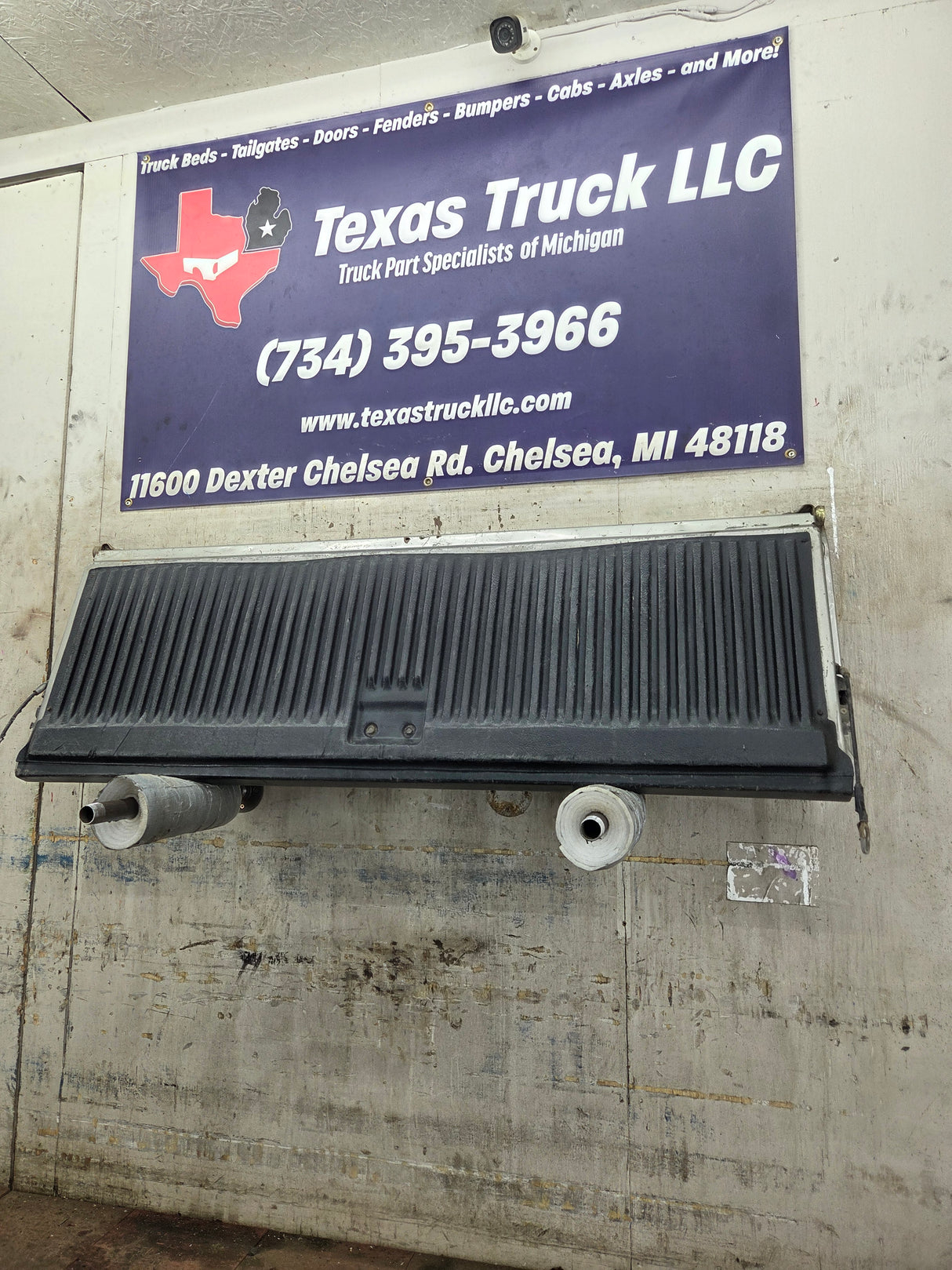 1999-2007 Chevrolet Silverado / GMC Sierra 1500 2500 3500 Tailgate