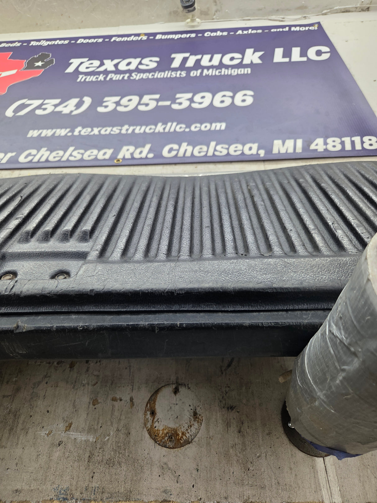 1999-2007 Chevrolet Silverado / GMC Sierra 1500 2500 3500 Tailgate