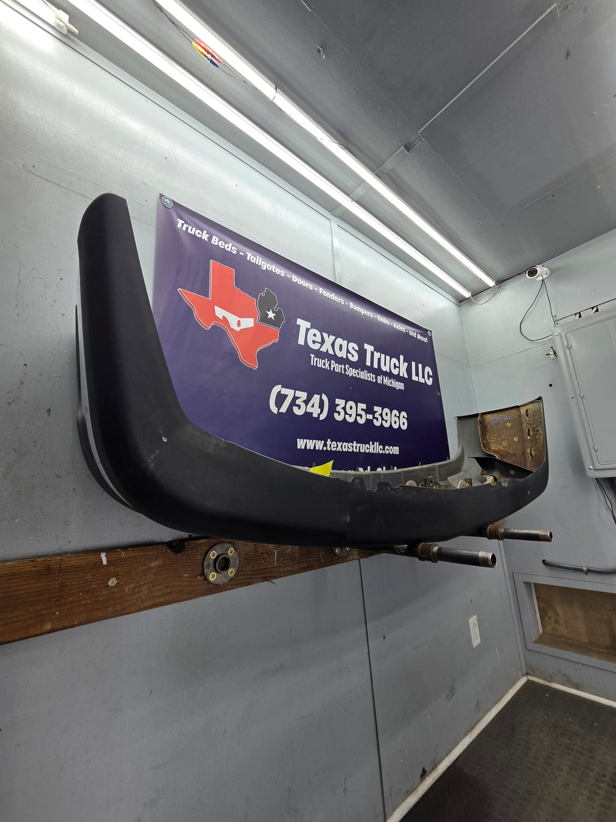 2003-2007 Chevrolet Silverado 1500 'Cateye' Front Bumper