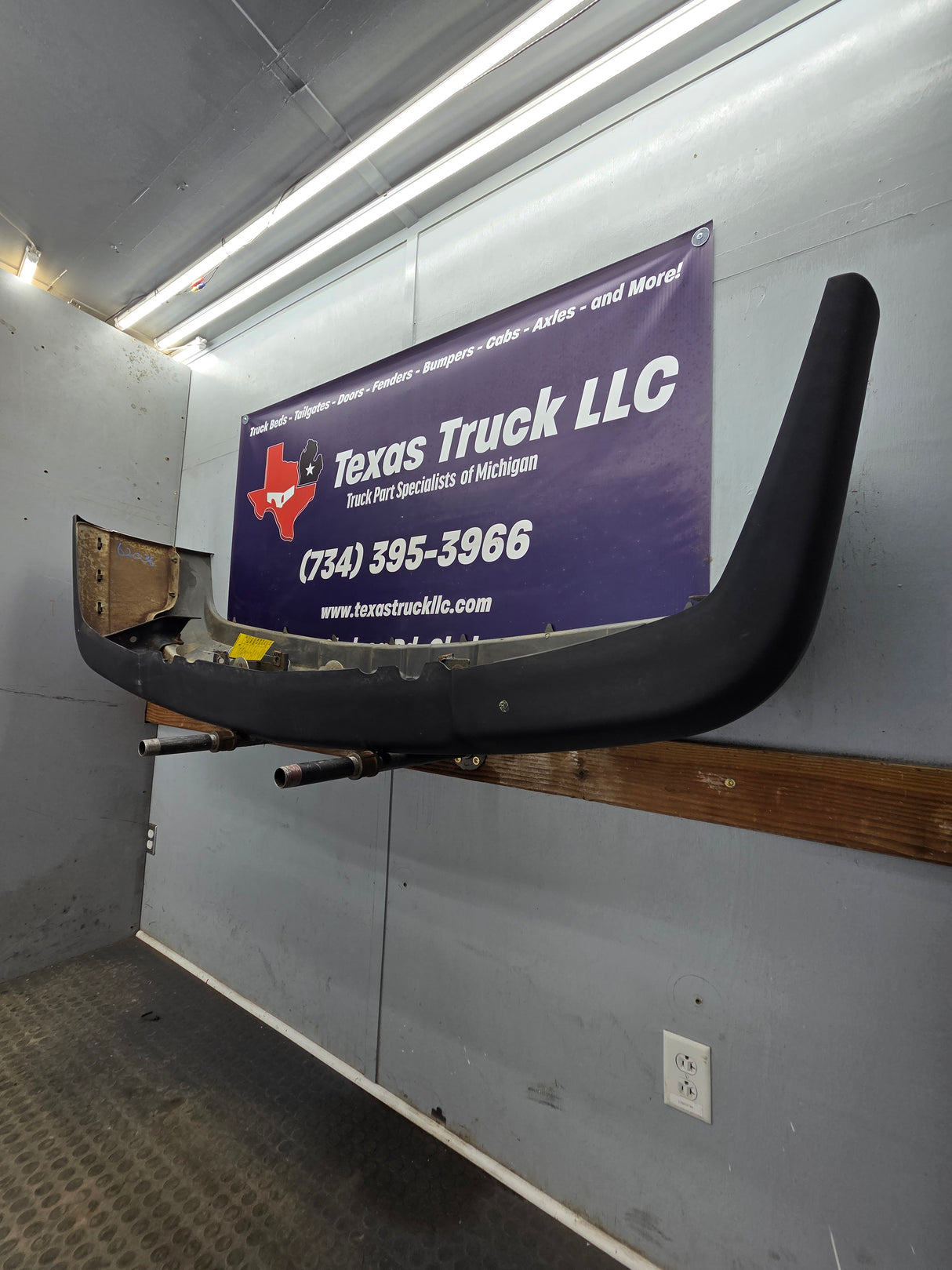 2003-2007 Chevrolet Silverado 1500 'Cateye' Front Bumper