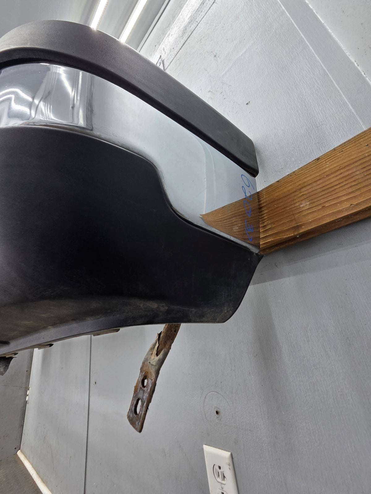 2003-2007 Chevrolet Silverado 2500HD 3500HD 'Cateye' Front Bumper