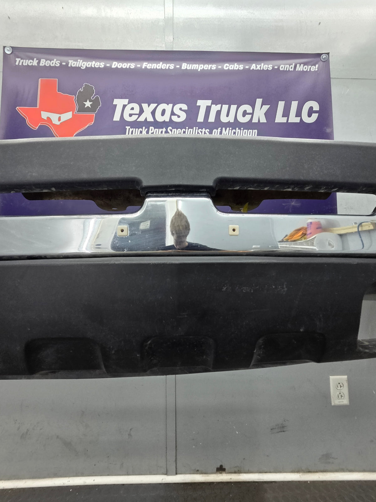 2003-2007 Chevrolet Silverado 2500HD 3500HD 'Cateye' Front Bumper