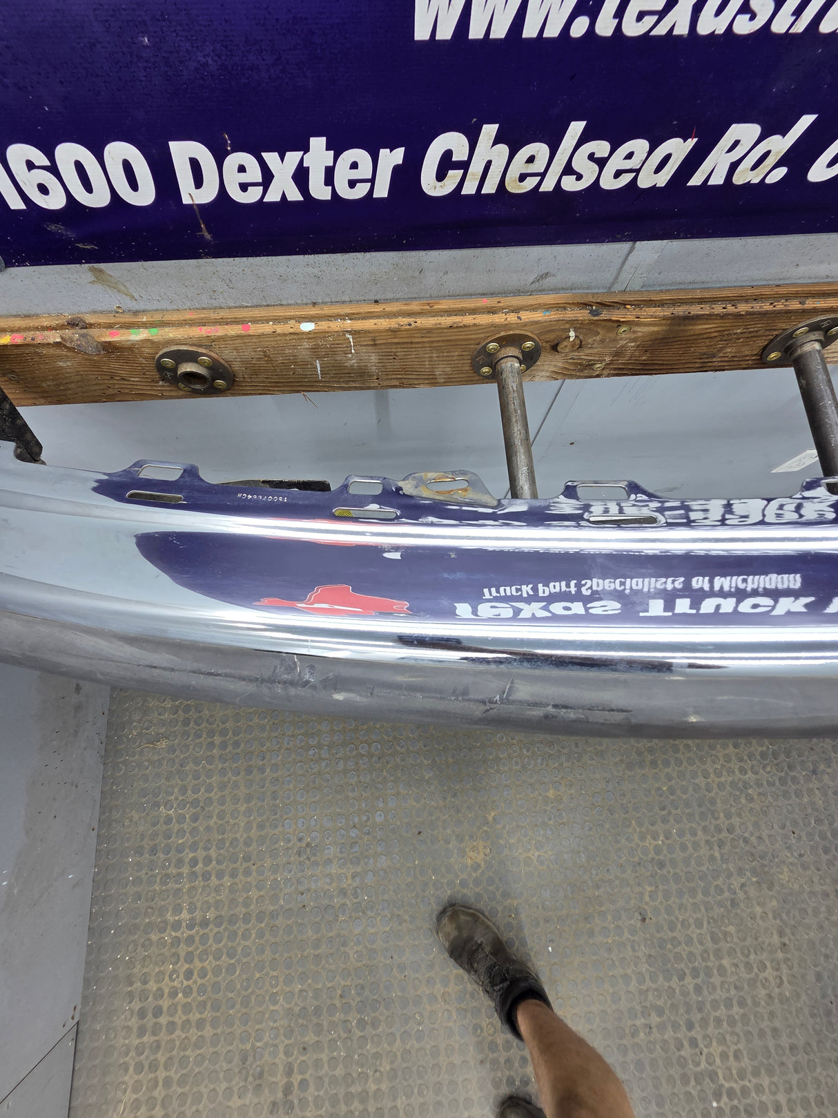 1998-2004 Chevrolet Blazer S10 Front Bumper W/Brackets