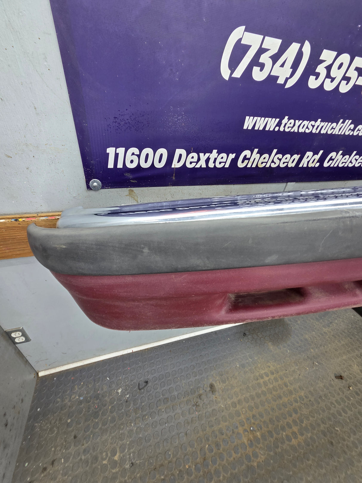 1998-2004 Chevrolet Blazer S10 Front Bumper W/Brackets
