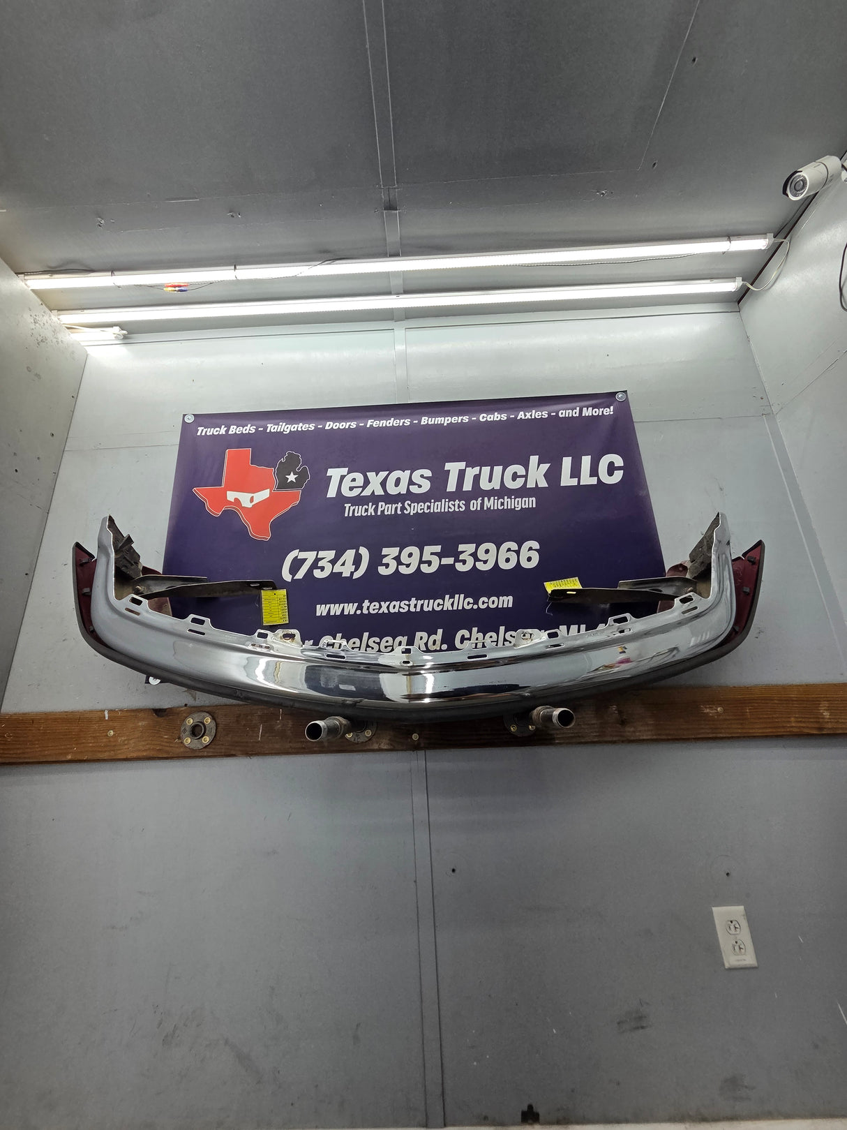 1998-2004 Chevrolet Blazer S10 Front Bumper W/Brackets