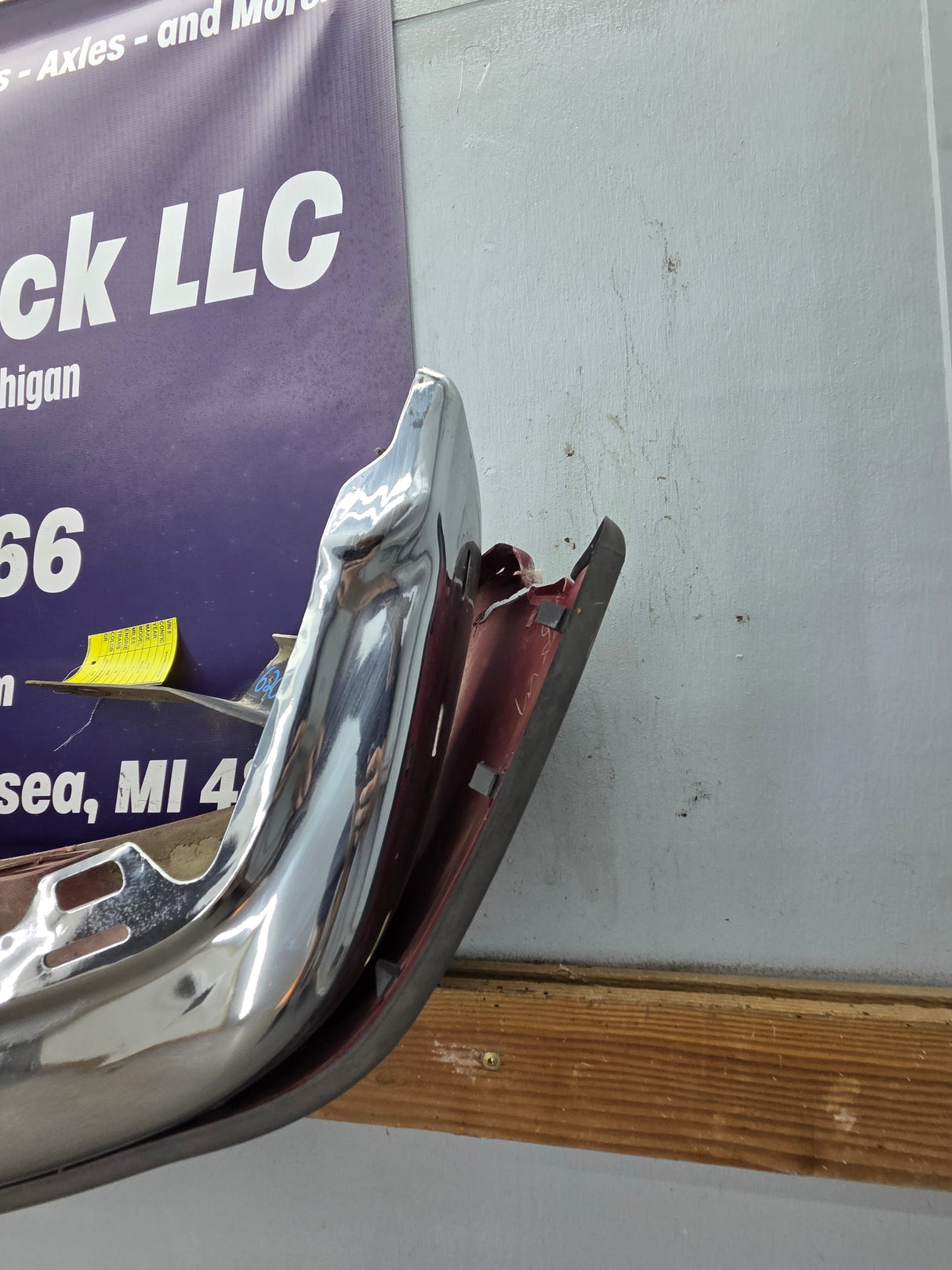 1998-2004 Chevrolet Blazer S10 Front Bumper W/Brackets