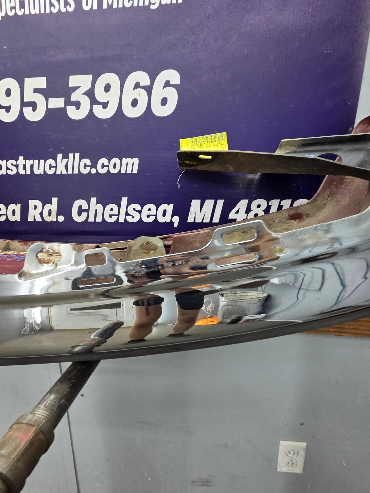 1998-2004 Chevrolet Blazer S10 Front Bumper W/Brackets