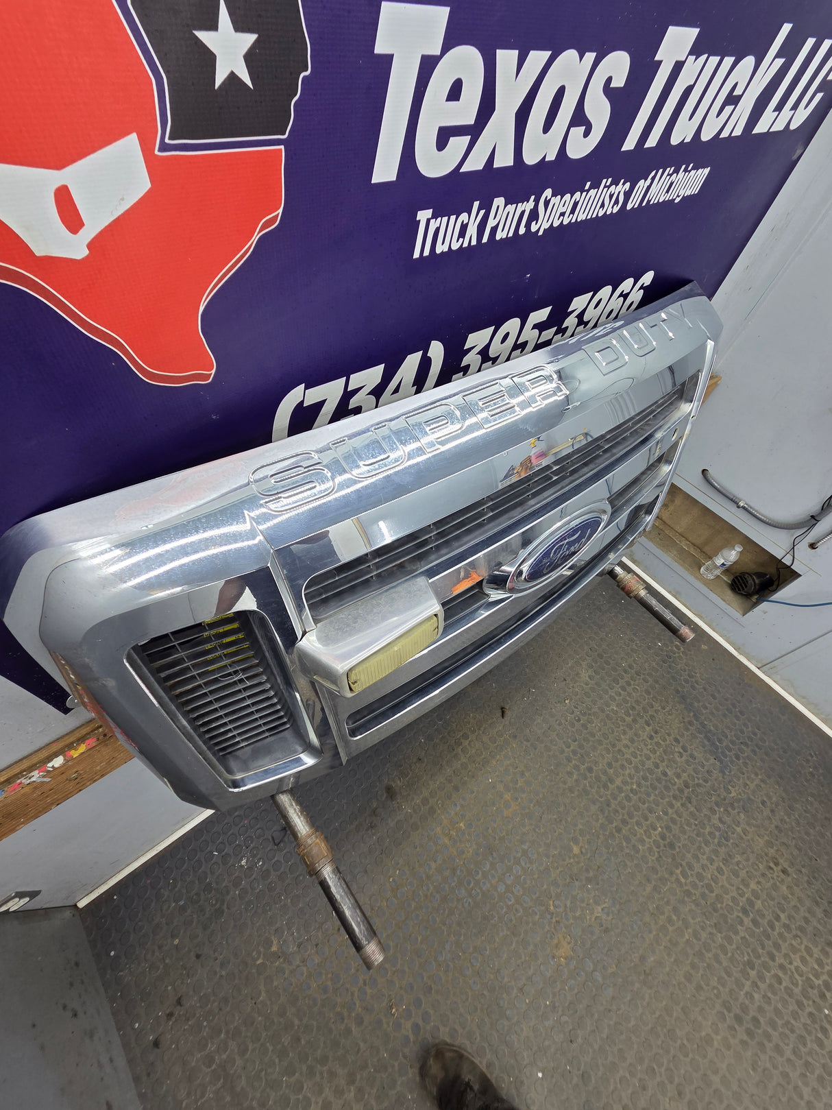 2008-2010 Ford Super Duty F250 F350 F450 F550 Chrome Grill Surround