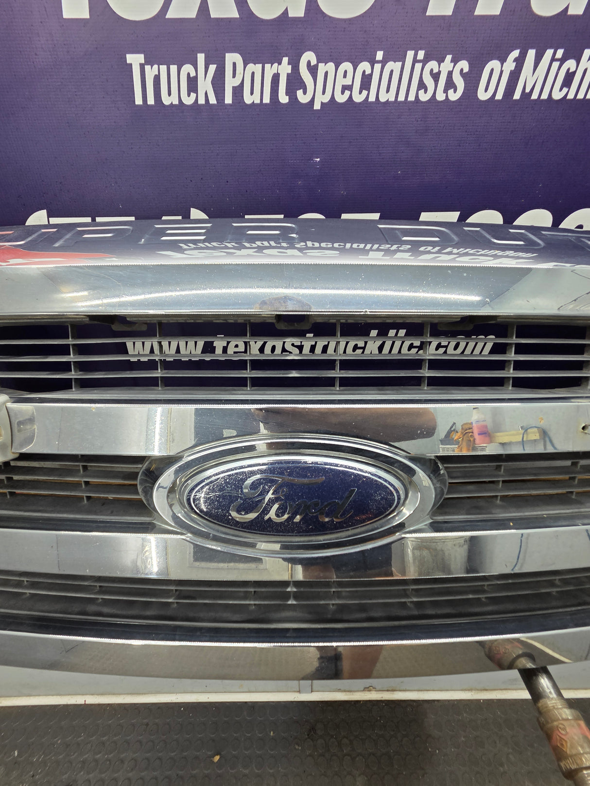 2008-2010 Ford Super Duty F250 F350 F450 F550 Chrome Grill Surround