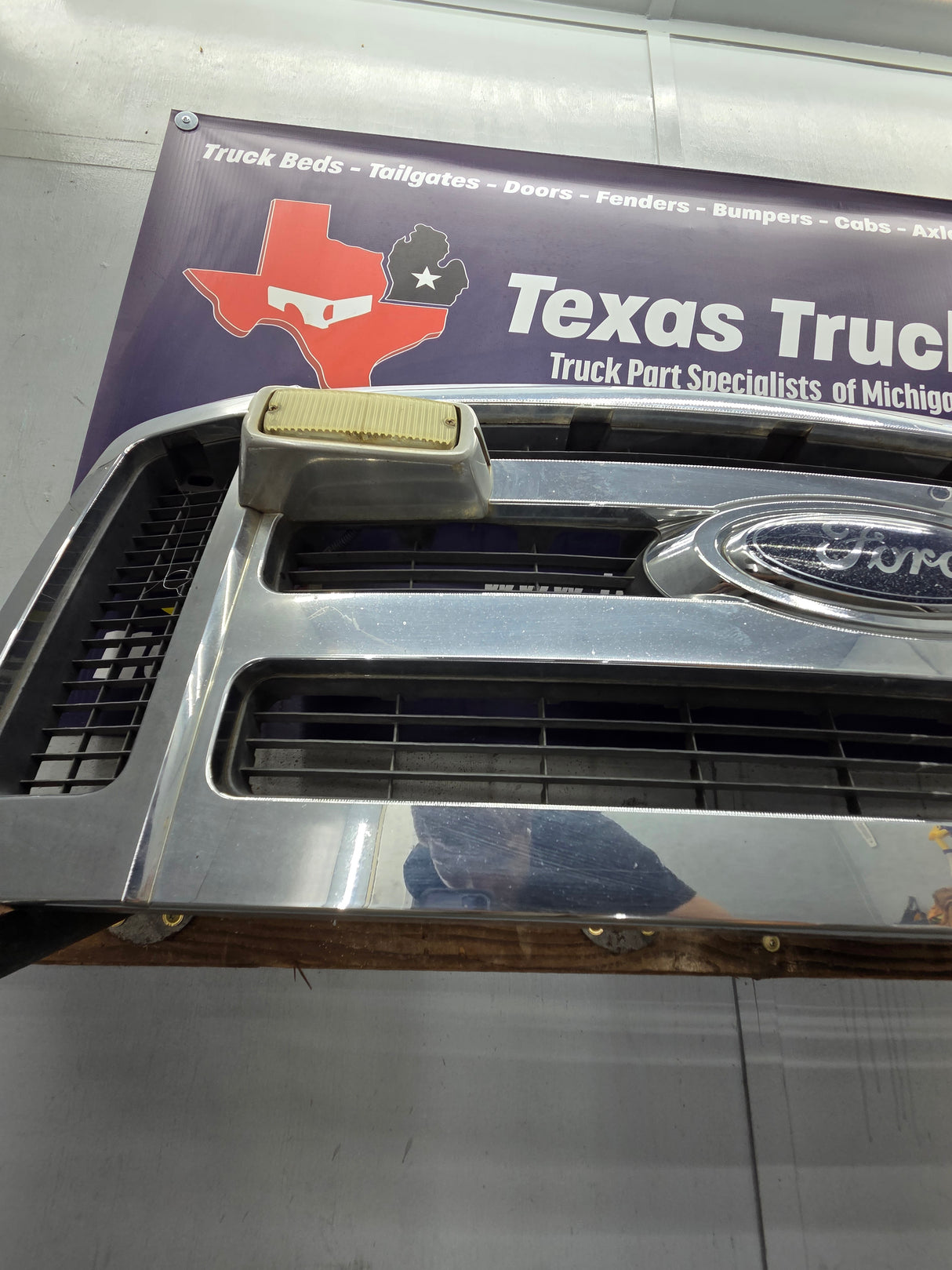 2008-2010 Ford Super Duty F250 F350 F450 F550 Chrome Grill Surround