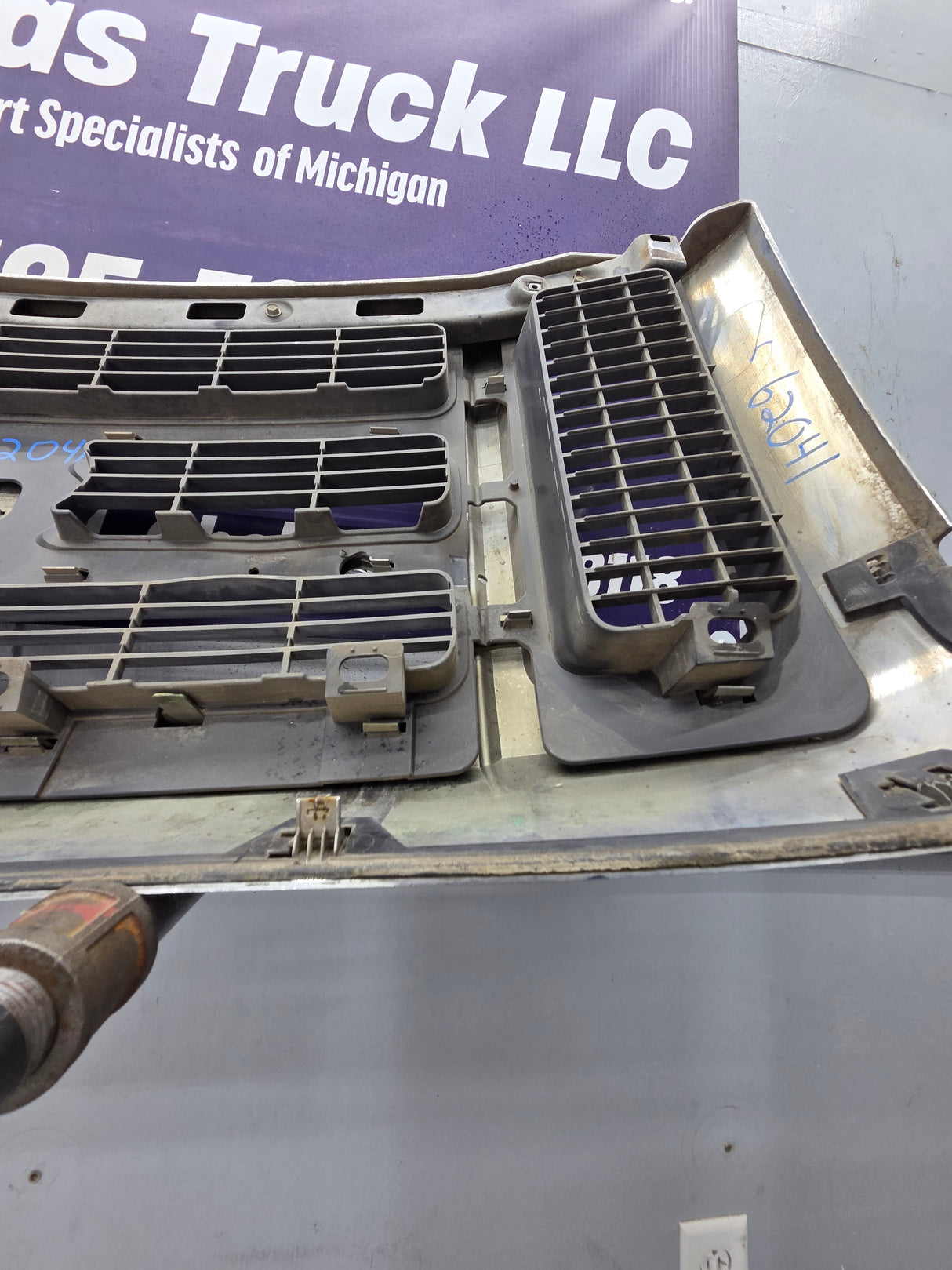 2008-2010 Ford Super Duty F250 F350 F450 F550 Chrome Grill Surround